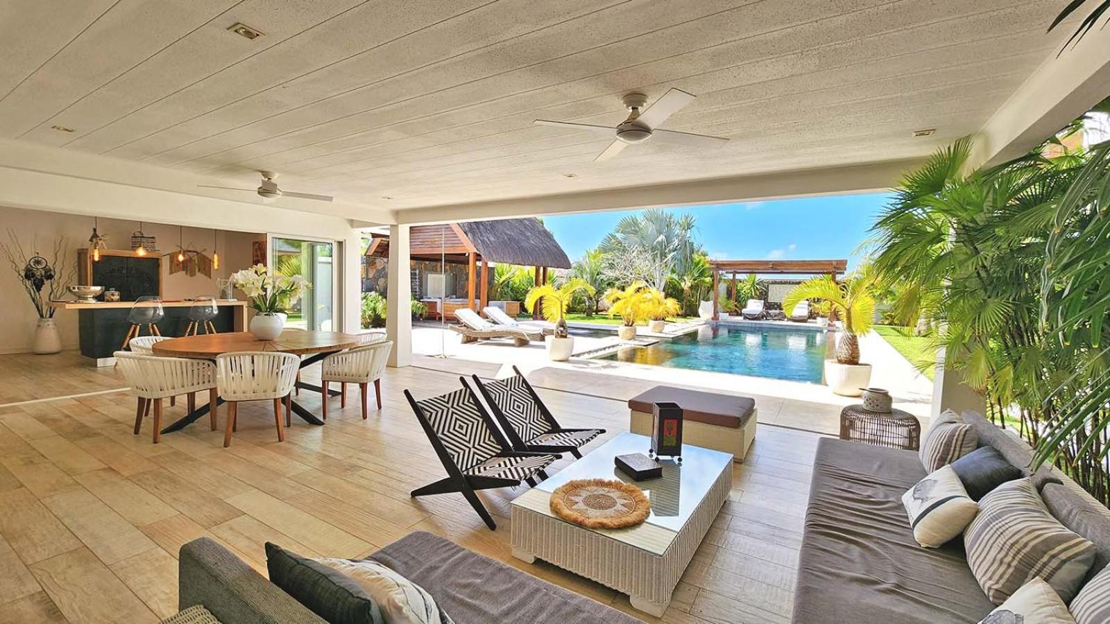 Clos Du Littoral By Fine & Country Grand Baie Exterior photo